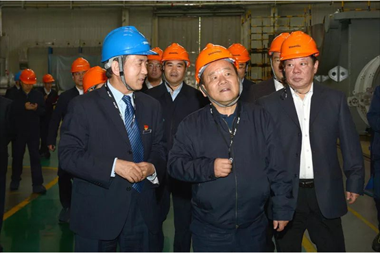 国家发改委党组成员、副主任，国家统计局局长宁吉喆深入jjb竞技宝调研